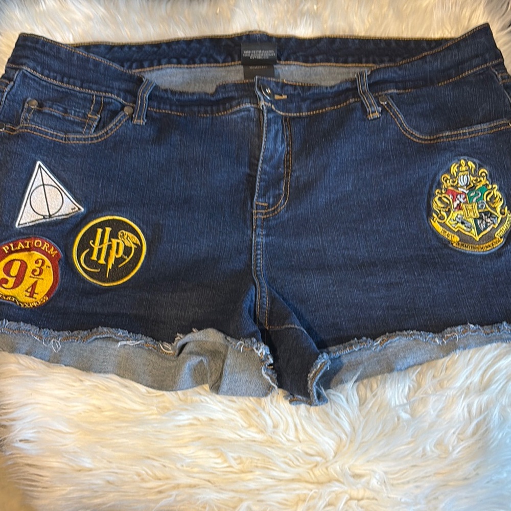torrid Dark Blue Denim Shorts with Harry Potter Patch Details